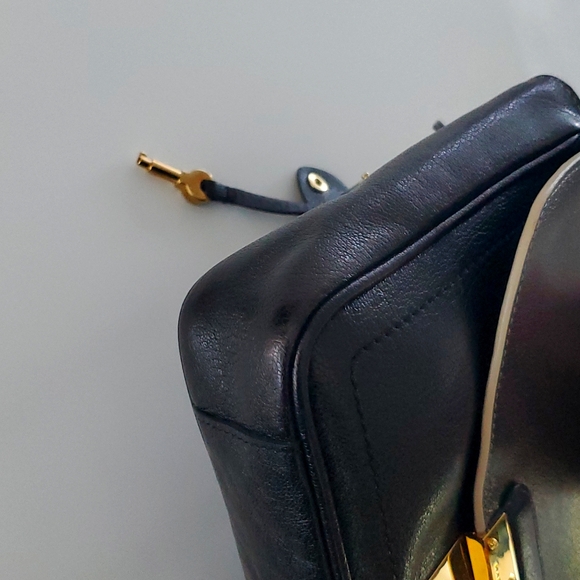 Marc Jacobs "Mini Polly" Convertible Leather Crossbody & Shoulder Bag - Picture 8 of 16